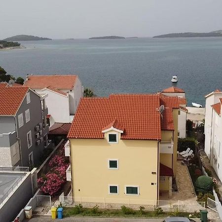 Villa Veronika Brodarica  Buitenkant foto