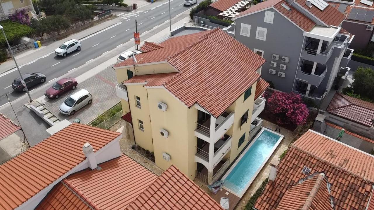 Villa Veronika Brodarica  Buitenkant foto